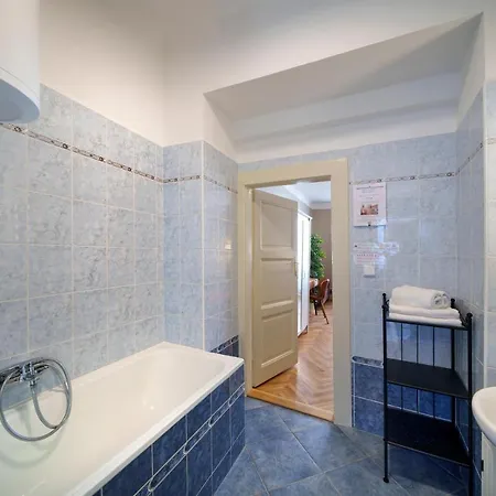 Apartamento Old Town - 3 Bedroom 3 Bathroom & Kitchen Templova Praga