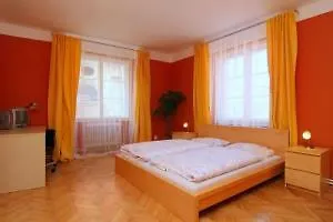 شقة Old Town - 3 Bedroom 3 Bathroom & Kitchen Templova براغ