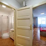 Apartment Old Town - 3 Bedroom 3 Bathroom & Kitchen Templova Prague