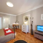 Old Town - 3 Bedroom 3 Bathroom & Kitchen Templova *