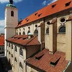 Apartment Old Town - 3 Bedroom 3 Bathroom & Kitchen Templova