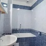 Old Town - 3 Bedroom 3 Bathroom & Kitchen Templova
