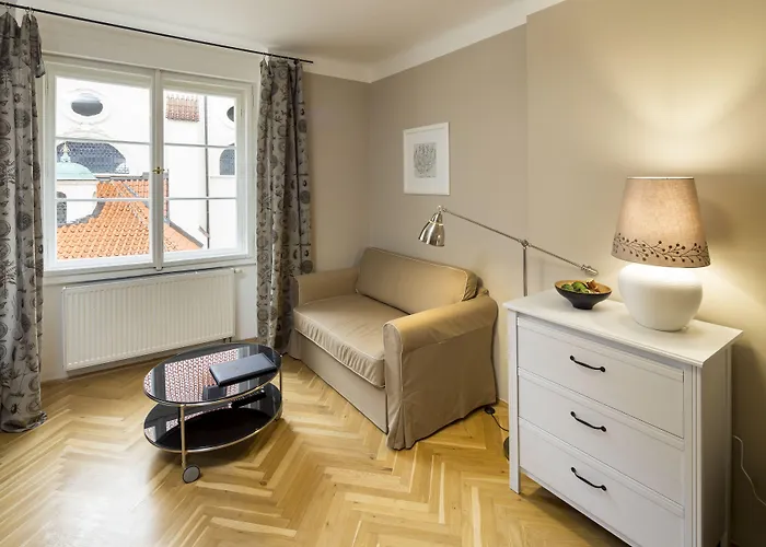 Old Town - 3 Bedroom 3 Bathroom & Kitchen Templova Apartman Prága